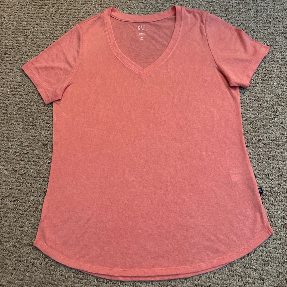 Coral color Gap short sleeve